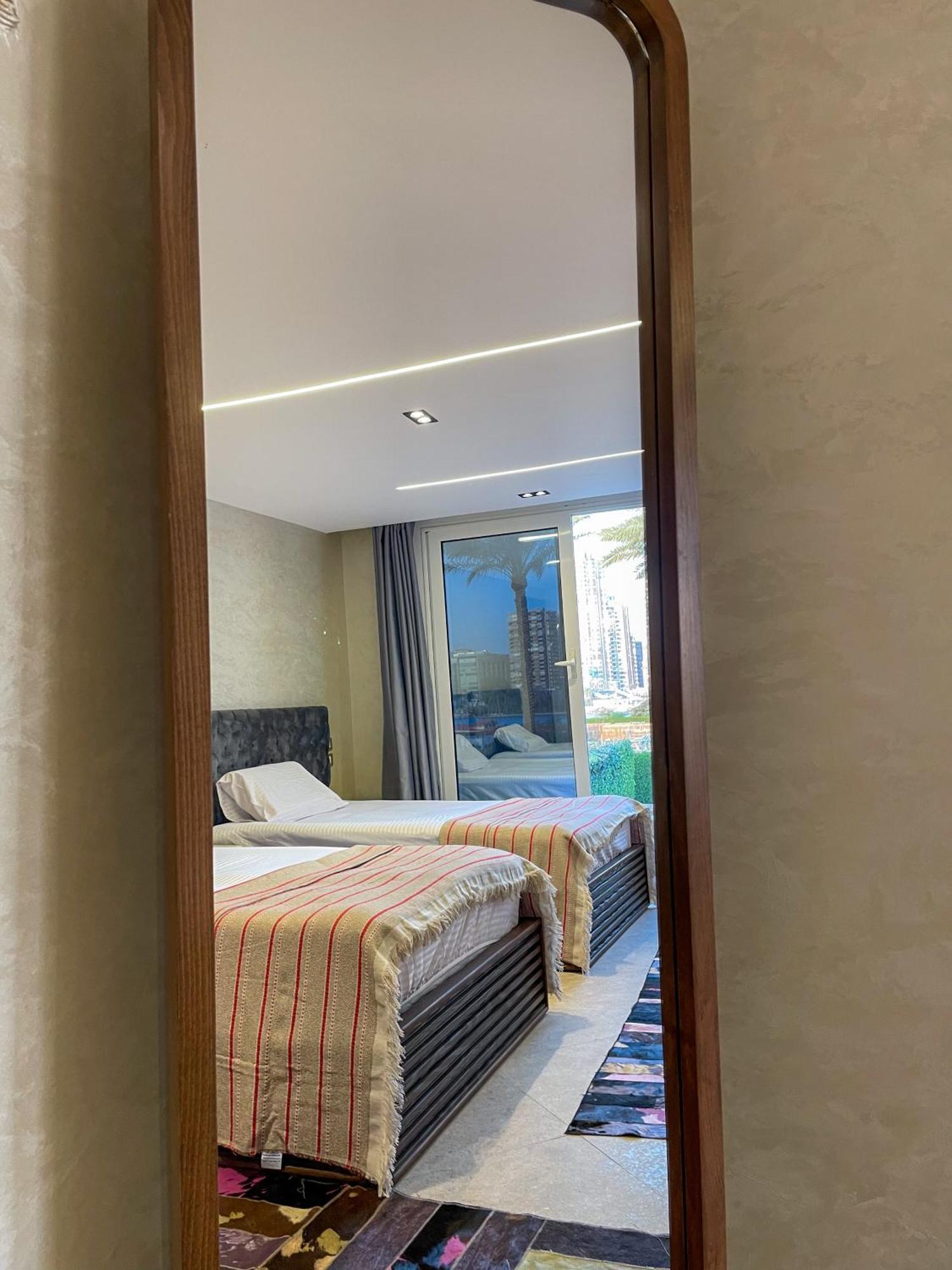 Gold Island Resort Giza Bagian luar foto