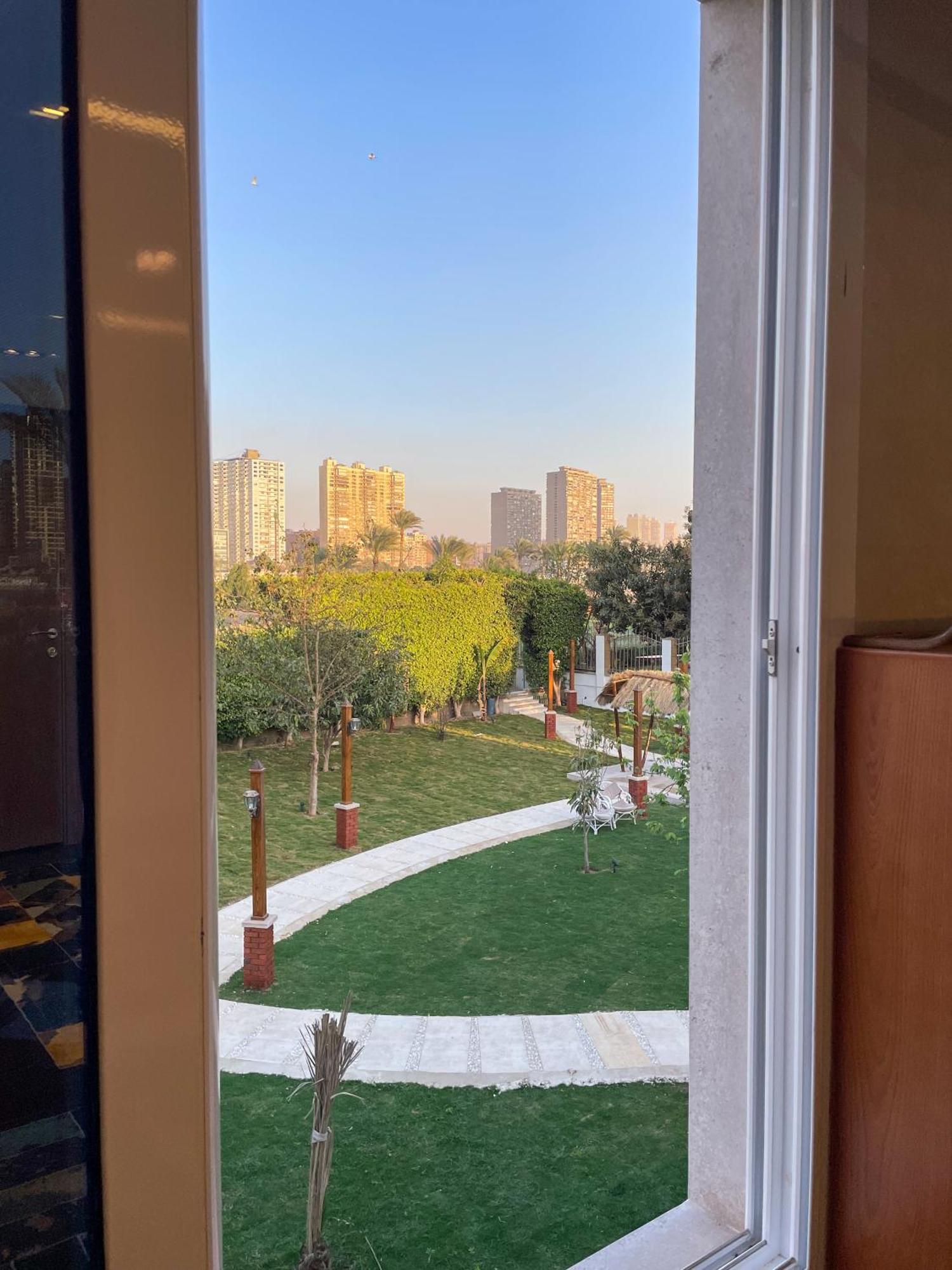 Gold Island Resort Giza Bagian luar foto