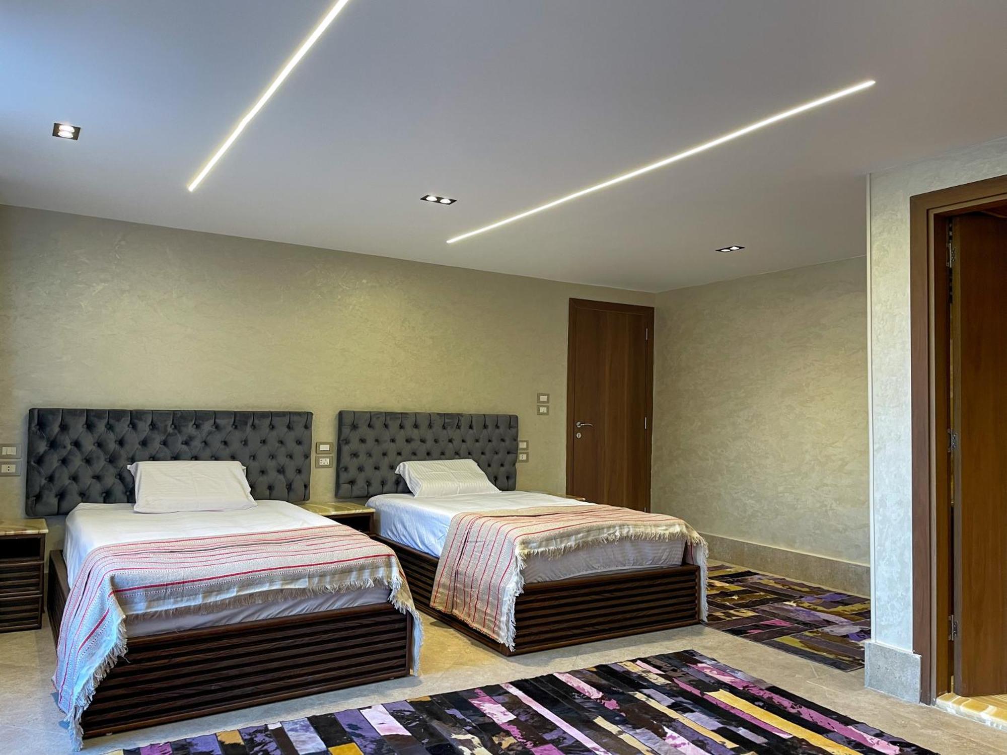 Gold Island Resort Giza Bagian luar foto